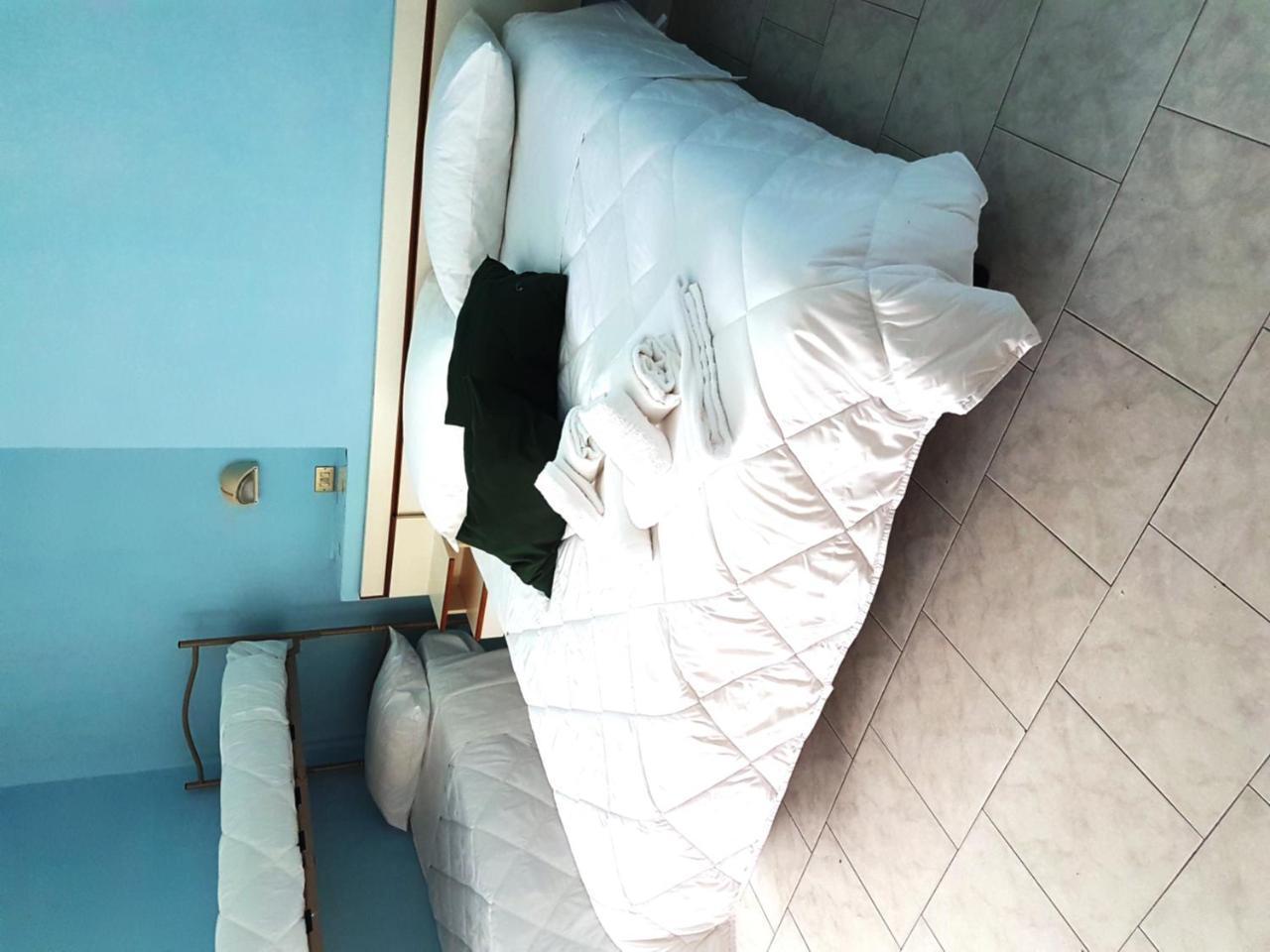Hotel Giannella Римини Экстерьер фото